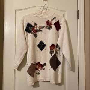 Vintage Hand Knit Chrysantheme Sweater  Size L Off White Floral Mauve Romantic